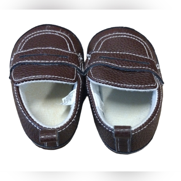 BOGO: Wee Tots Baby Loafers - Picture 2 of 6